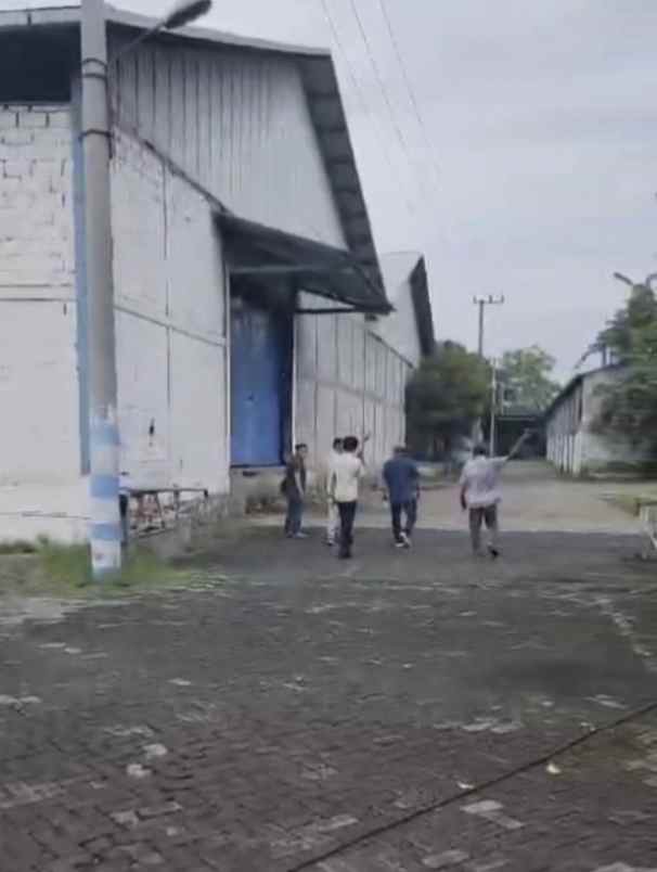 dijual ruko gudang kantor jl raya wonorejo coban