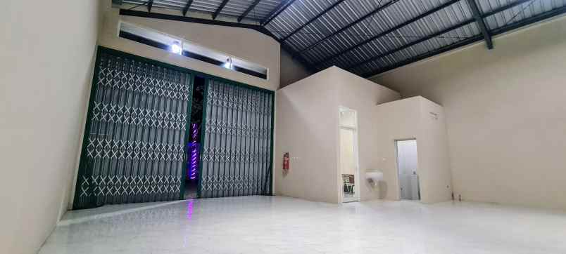 dijual ruko gudang kantor jln kolonel sugiono