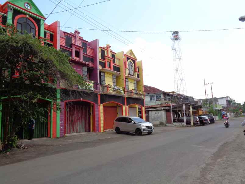 dijual ruko gudang kantor jln komodor yos sudarso rt