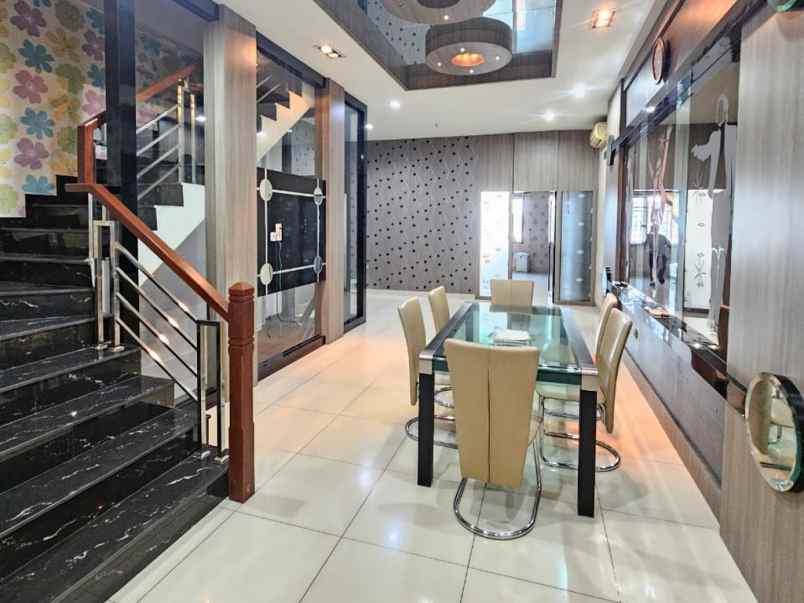 dijual ruko gudang kantor komplek cemara asri jalan