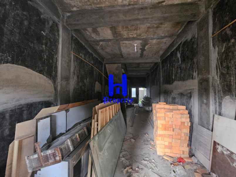 dijual ruko gudang kantor komplek medan resort city