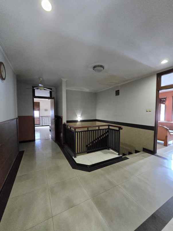 dijual ruko gudang kantor pisangan timur jakarta timur