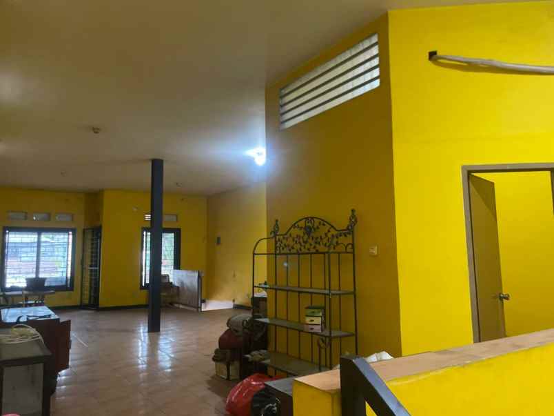 dijual ruko lokasi strategis