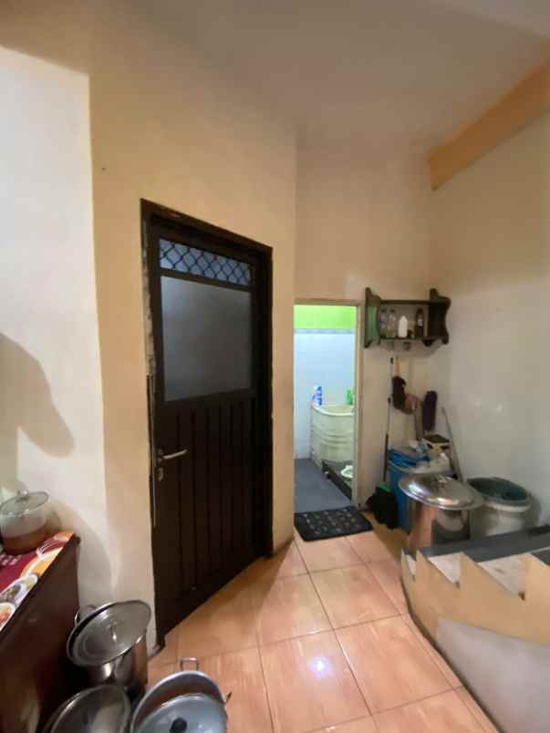 dijual ruko lokasi strategis