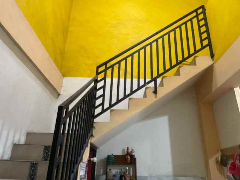 dijual ruko lokasi strategis