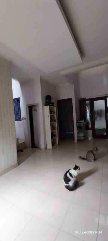 dijual rumah 2lt strategis di bintaro permai