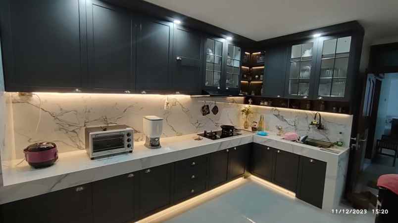 dijual rumah arcamanik