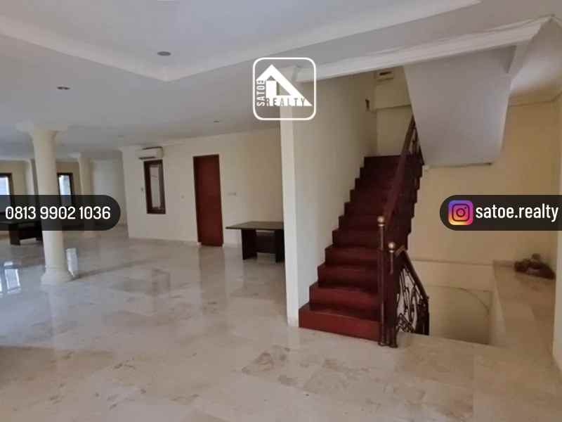 dijual rumah area kramat pela kebayoran