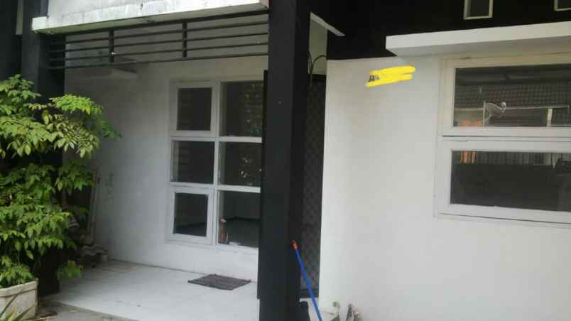 dijual rumah babat jerawat