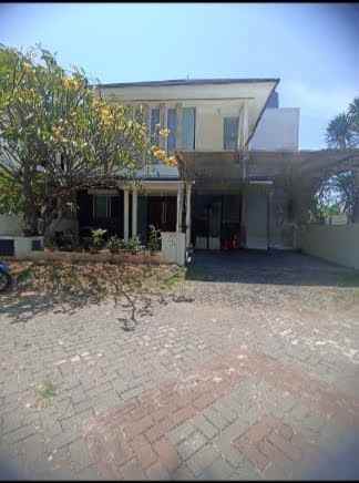 dijual rumah babatan pantai