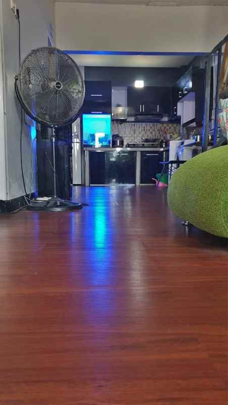 dijual rumah balas klumprik