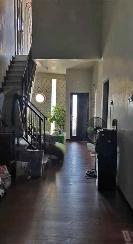 dijual rumah balas klumprik