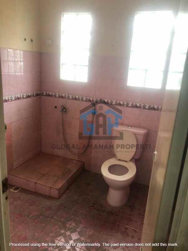 dijual rumah baros