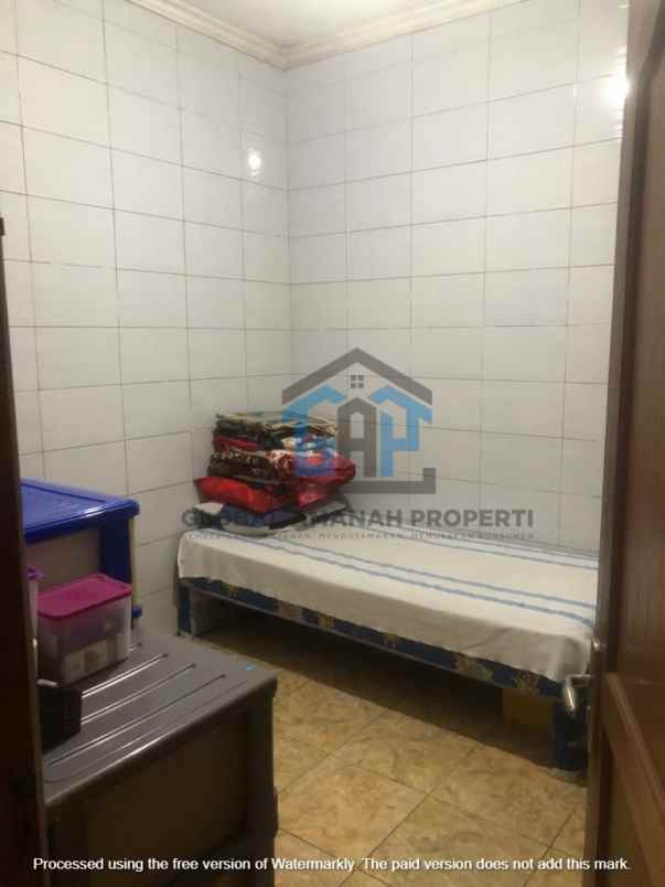 dijual rumah baros