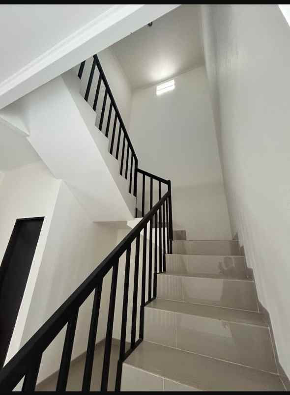 dijual rumah baru daerah turangga bandung