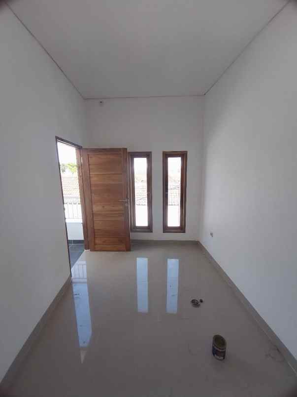 dijual rumah baru di padangsambian denpasar barat