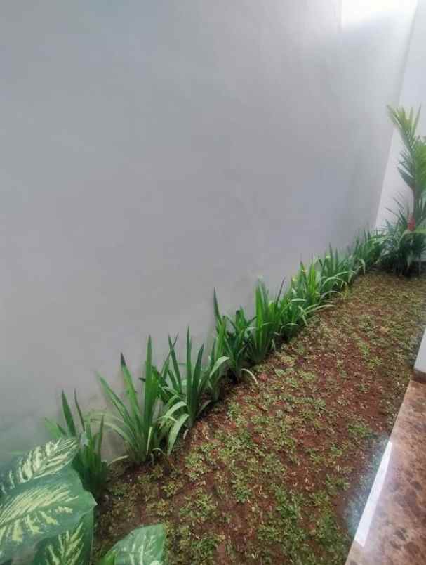 dijual rumah batu indah batununggal bandung