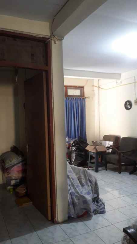 dijual rumah beji