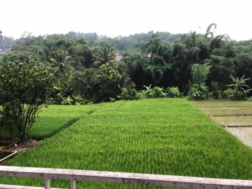 dijual rumah bisnis salon aktif maja majalengka