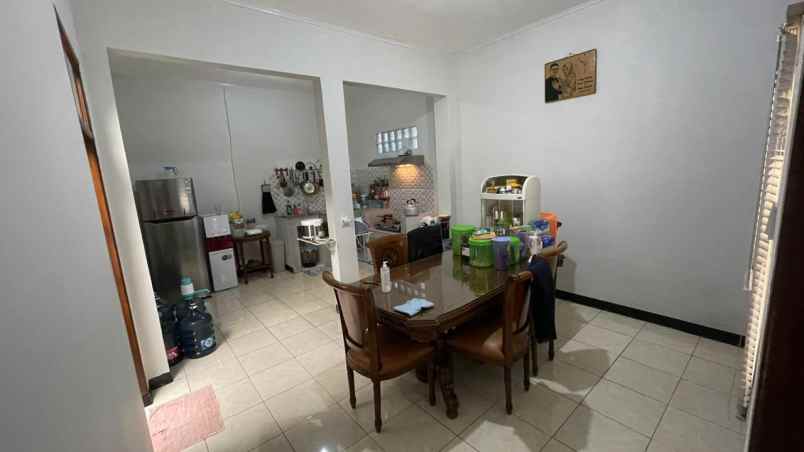 dijual rumah buanasari raya