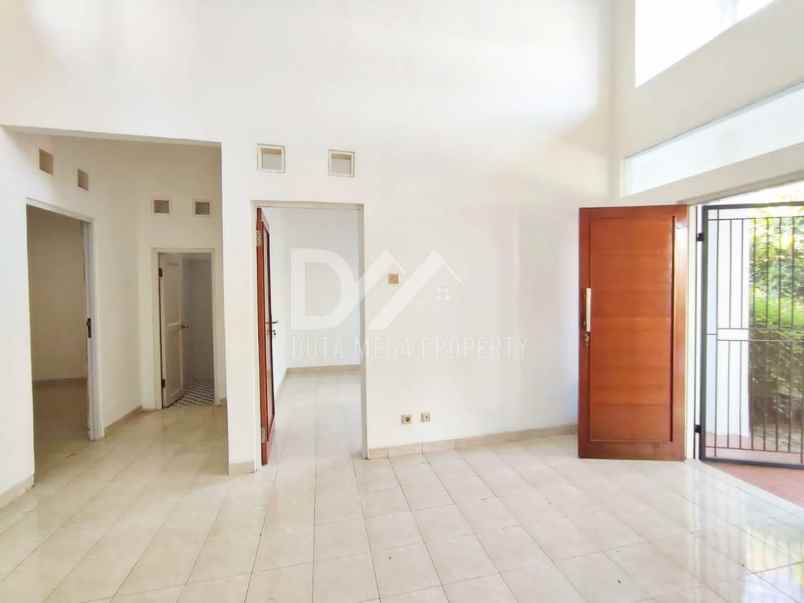 dijual rumah cantik di graha raya bintaro