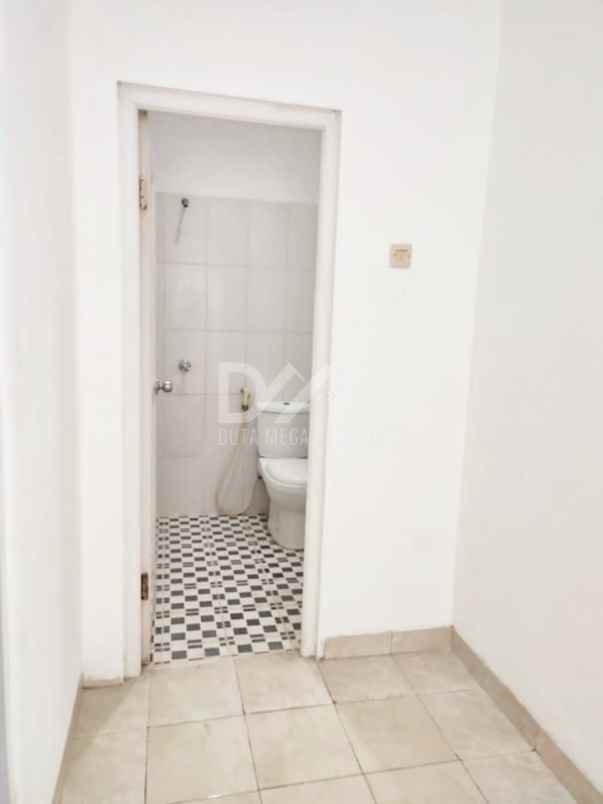 dijual rumah cantik di graha raya bintaro