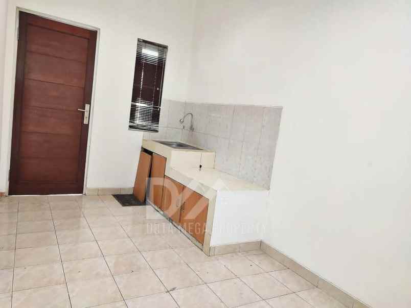 dijual rumah cantik di graha raya bintaro