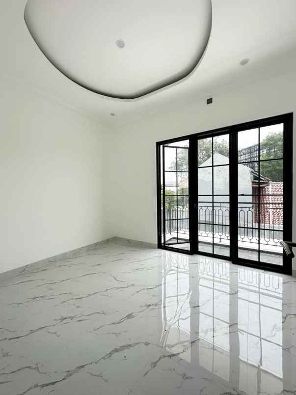 dijual rumah ceger cipayung jaktim