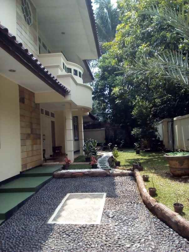 dijual rumah cibubur