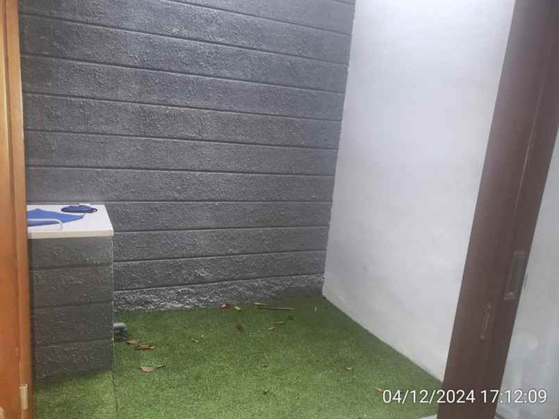 dijual rumah ciganjur