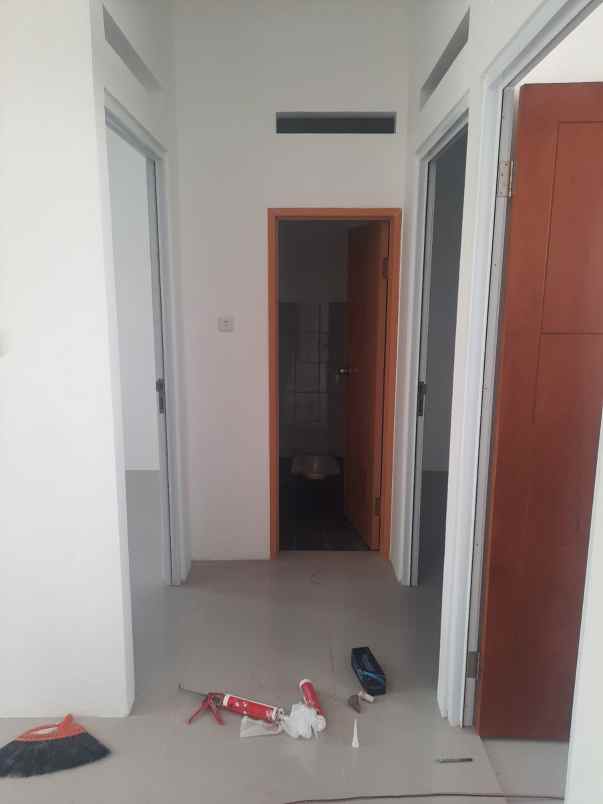 dijual rumah cilangkap tapos depok