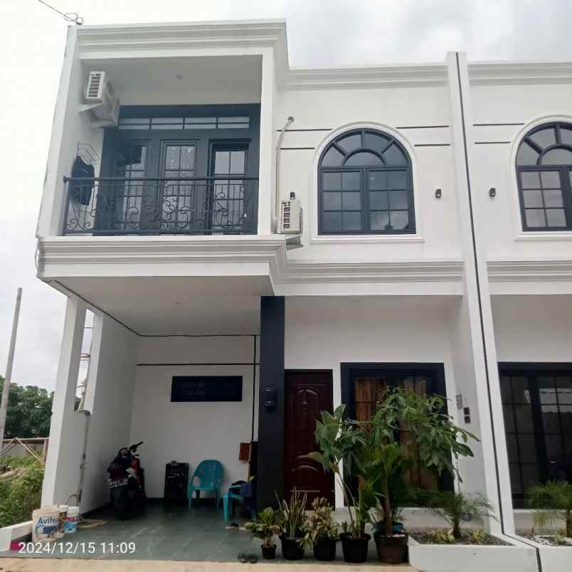 dijual rumah cimqnggis depok