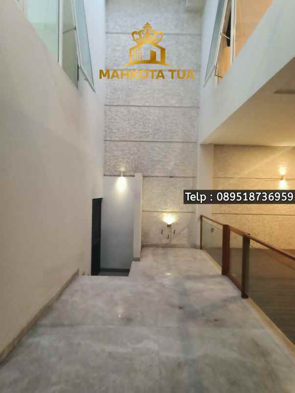 dijual rumah cipete selatan