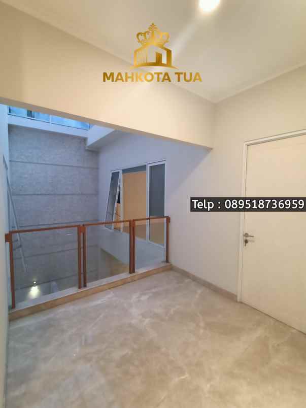 dijual rumah cipete selatan