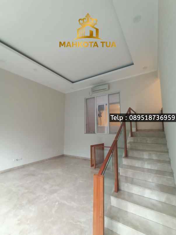 dijual rumah cipete selatan