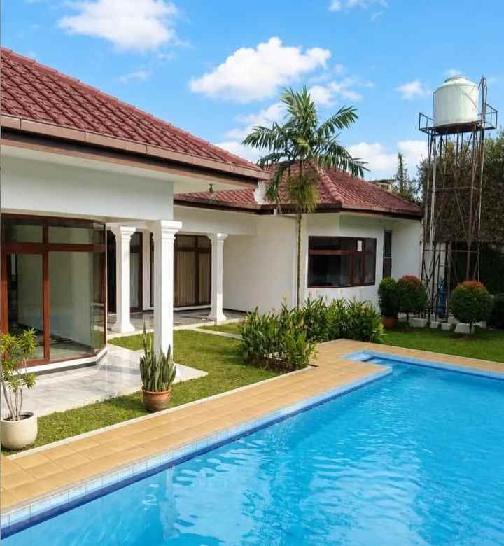 dijual rumah cipete utara