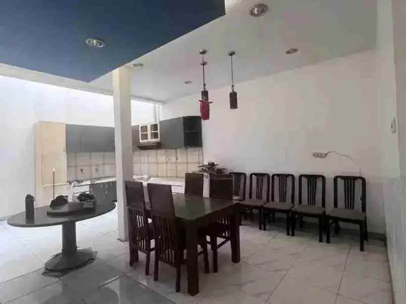 dijual rumah cipinang elok
