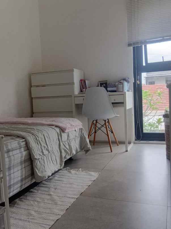 dijual rumah cisaranten kulon