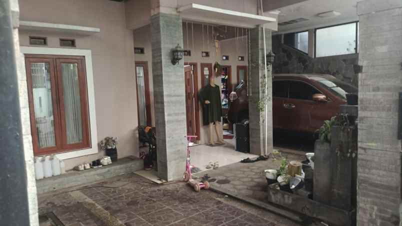 dijual rumah cisaranten wetan arcamanik