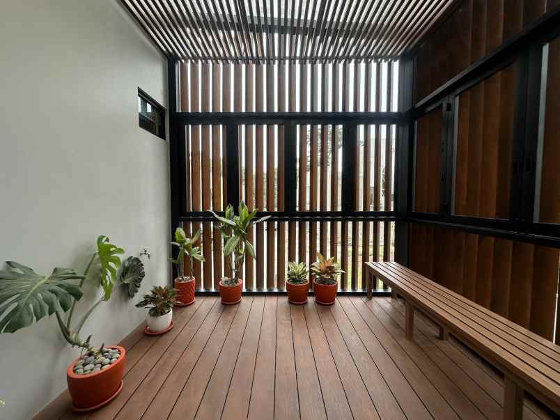dijual rumah cisitu indah