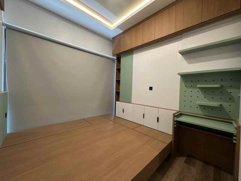 dijual rumah cisitu indah