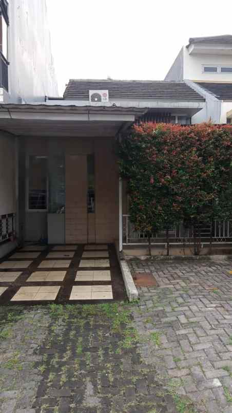 dijual rumah citragran cibubur