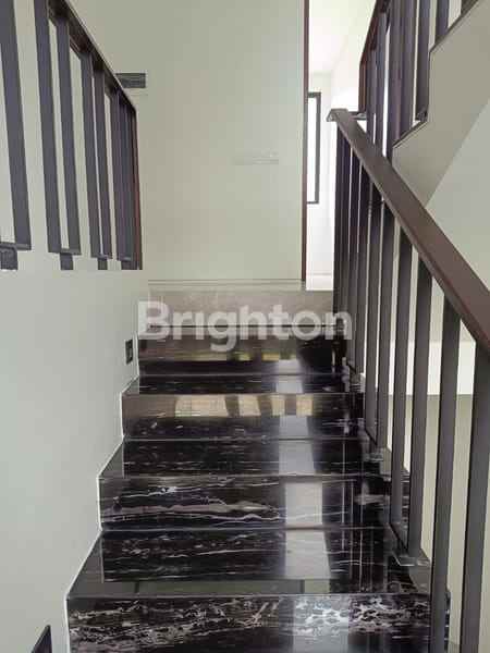 dijual rumah citraland