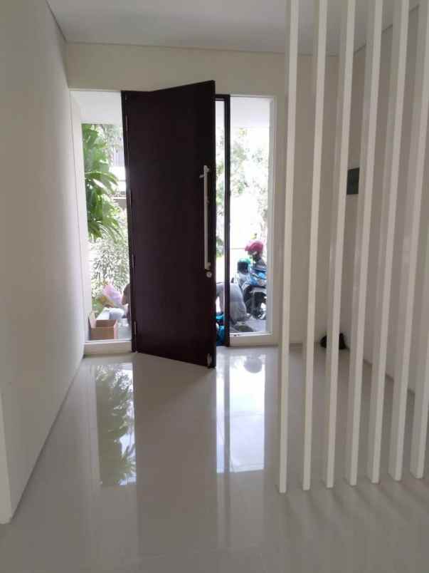 dijual rumah citraland pelican hill