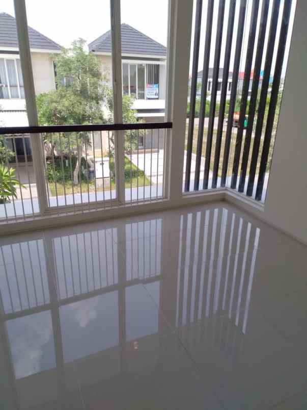 dijual rumah citraland pelican hill