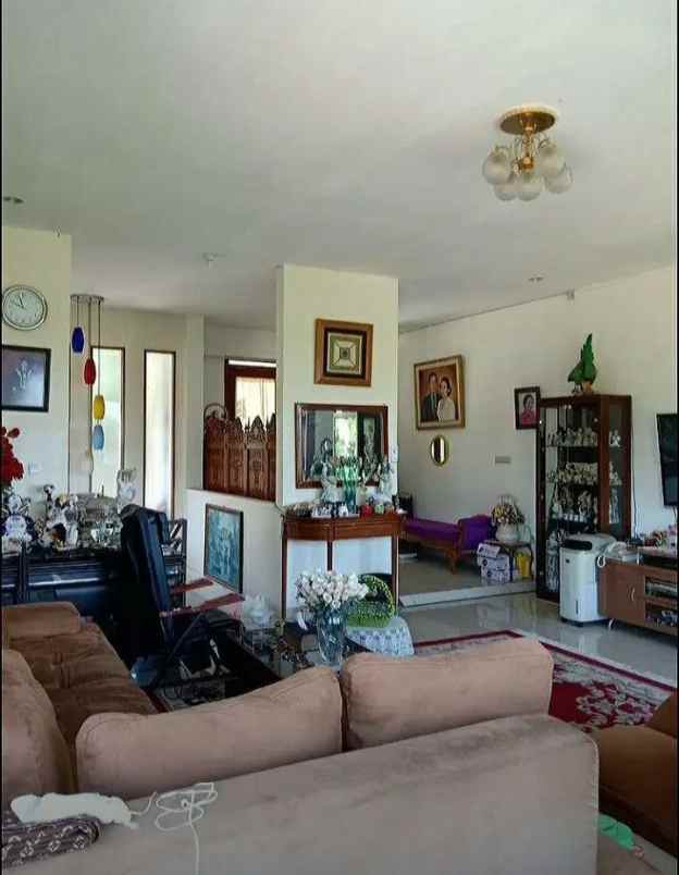 dijual rumah ciwaruga