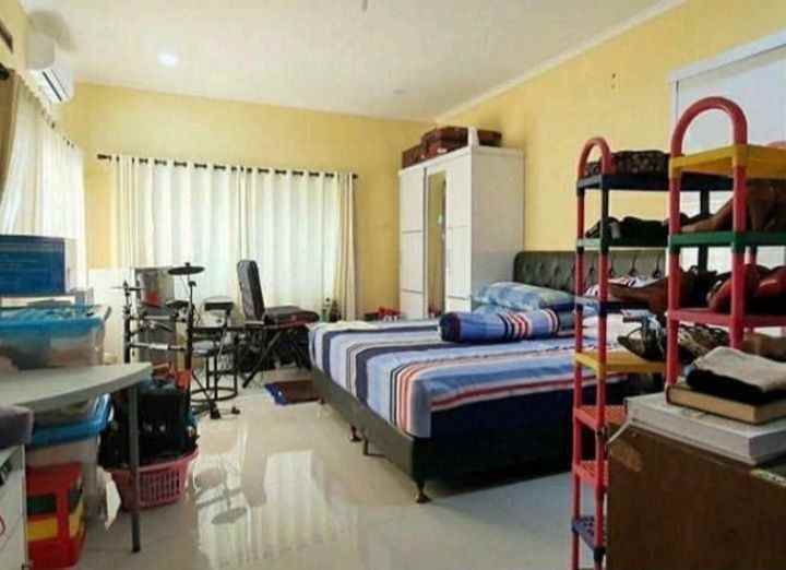 dijual rumah ciwaruga