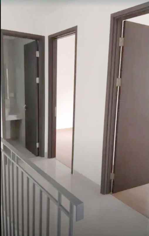 dijual rumah cluster aenno