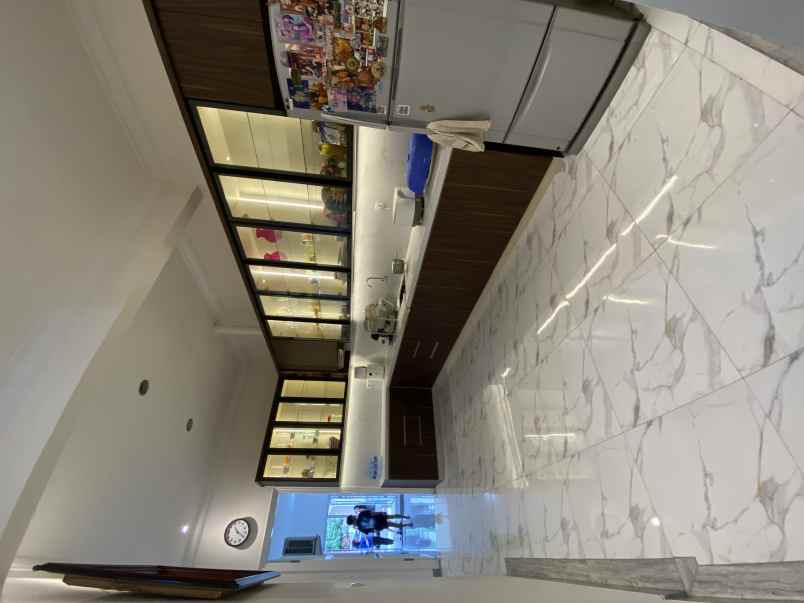 dijual rumah cluster alexandrite gading