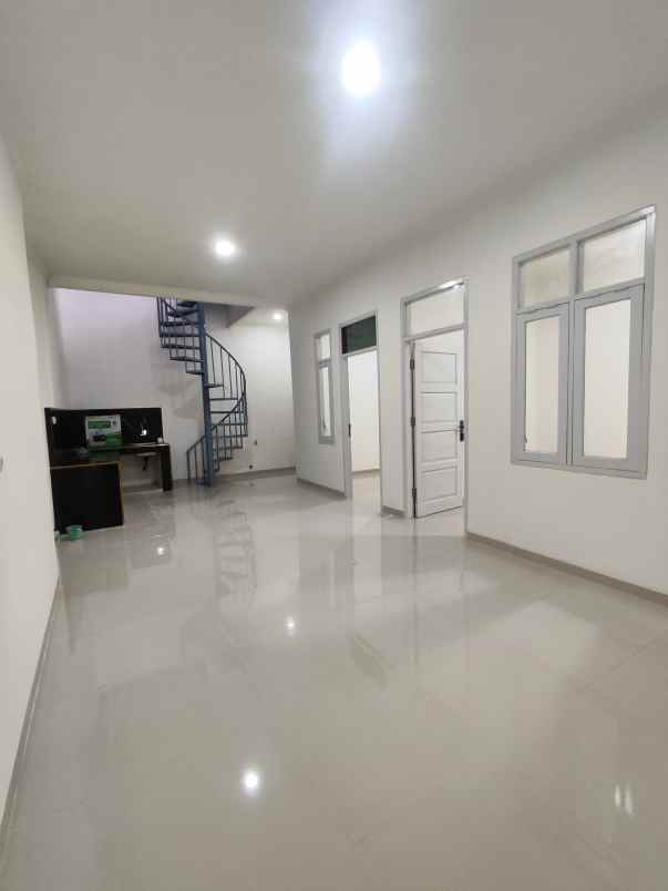 dijual rumah cluster barleria